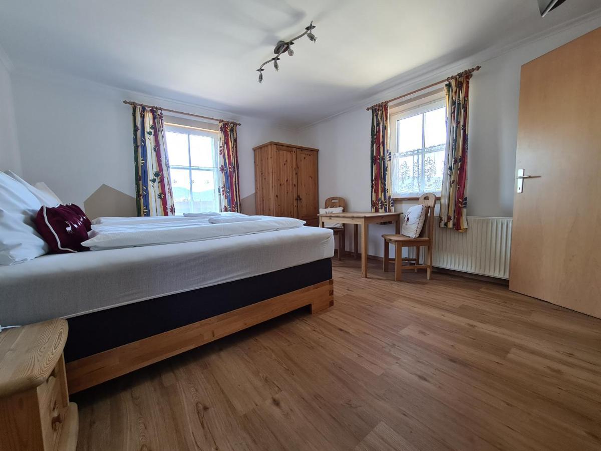 Fruehstueckspension Bachseitenhof Radstadt Bagian luar foto